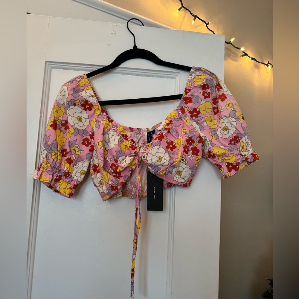 Brand New With Tags Vero Moda Top-Size Small